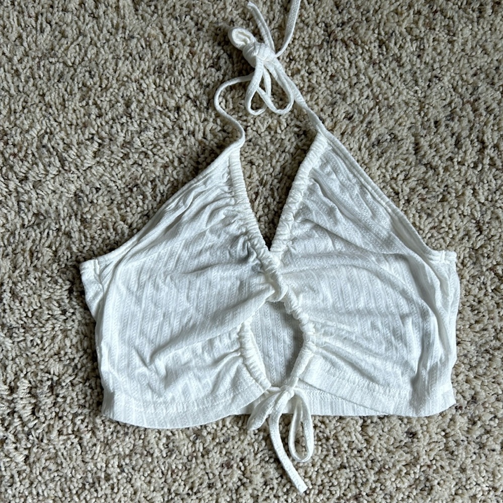 White keyhole tie halter, size S